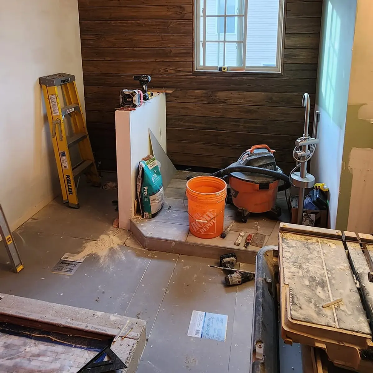 Bathroom before renovation