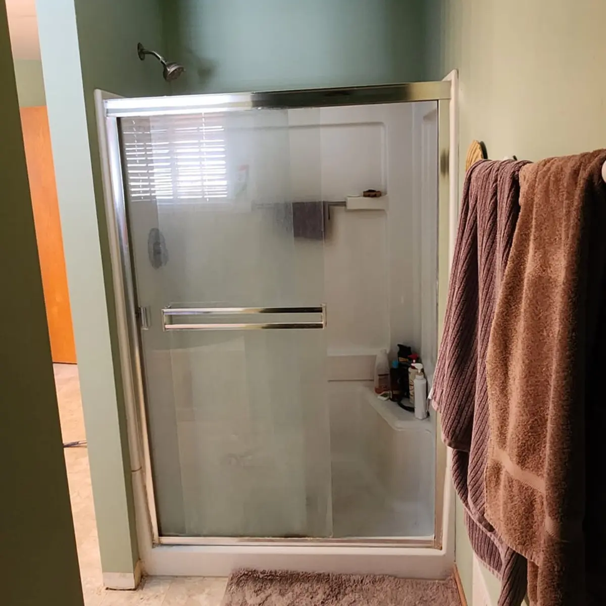 Bathroom before renovation